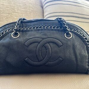 Chanel Black Leather Women's Bag
